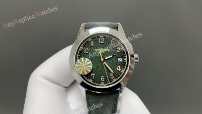 PDF Patek Philippe Calatrava 40*8.5mm 26-330 Movement Black/Green Grainy Dial WG Case Watch